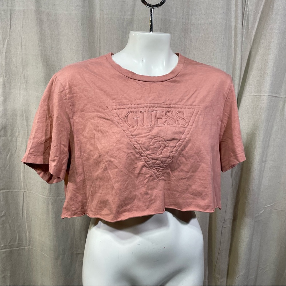 GUESS Pink Cropped Tee